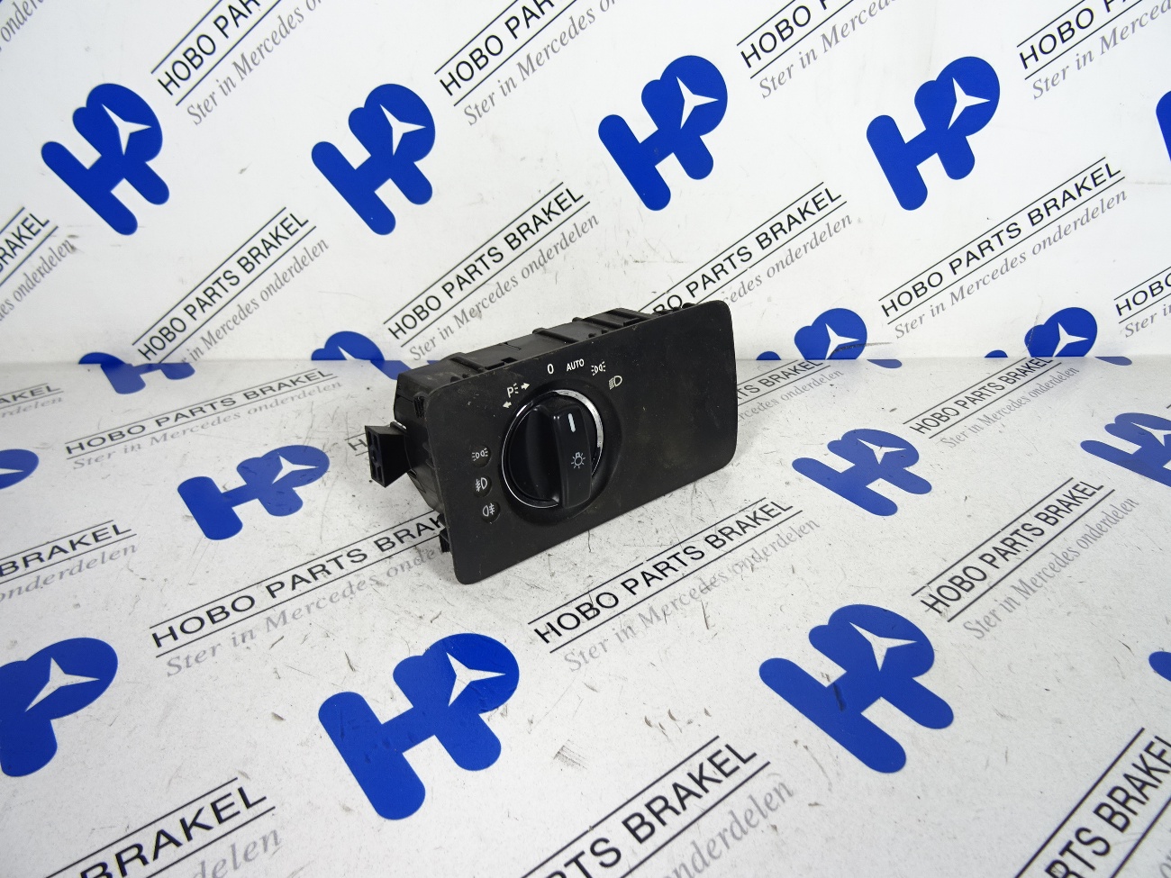 Lichtschakelaar A 251 545 4604 zwart