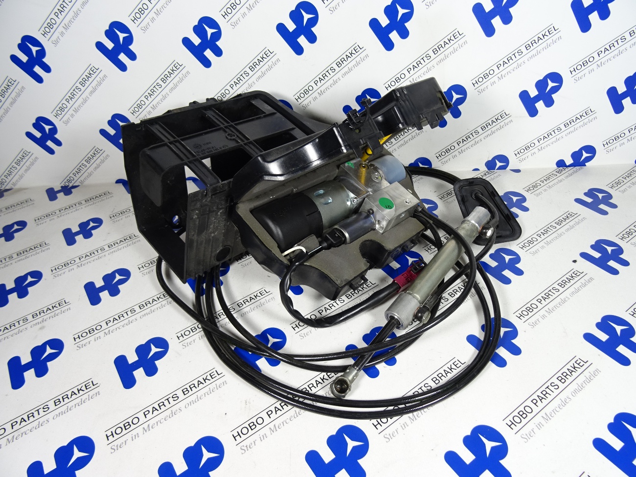 Achterklep pomp A 251 800 0448