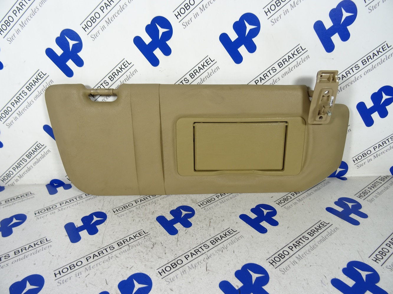 Zonneklep A 251 810 0410 beige