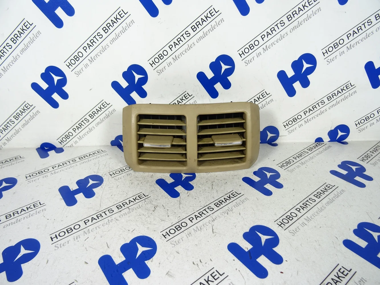 Luchtrooster A 251 830 1154 - A2518301154 8k67 - A2518301154-8K67