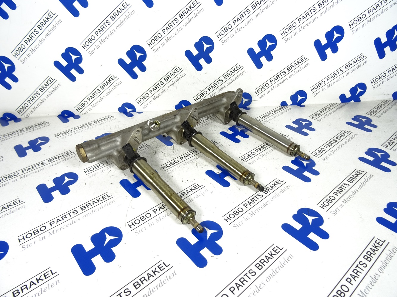 Injector rail A 272 070 5132