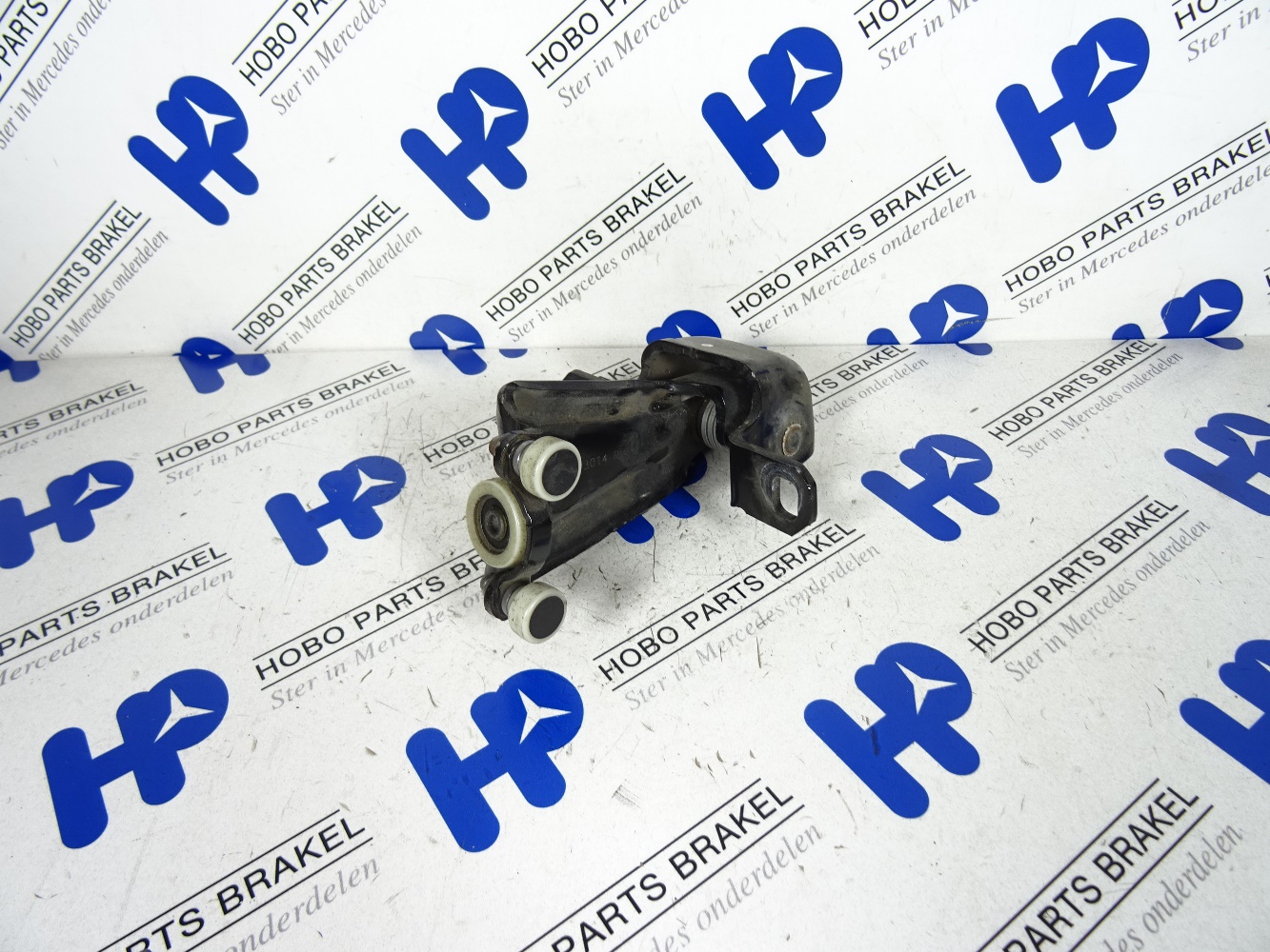 Rolgeleiding schuifdeur A 447 760 0547