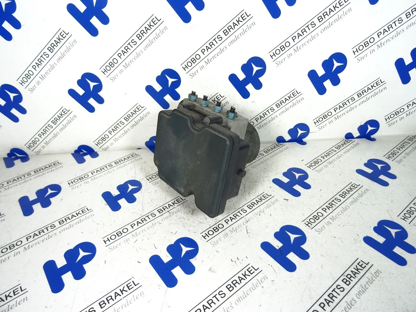 ABS pump A 447 900 8901 - A4479008901 - A4479008901