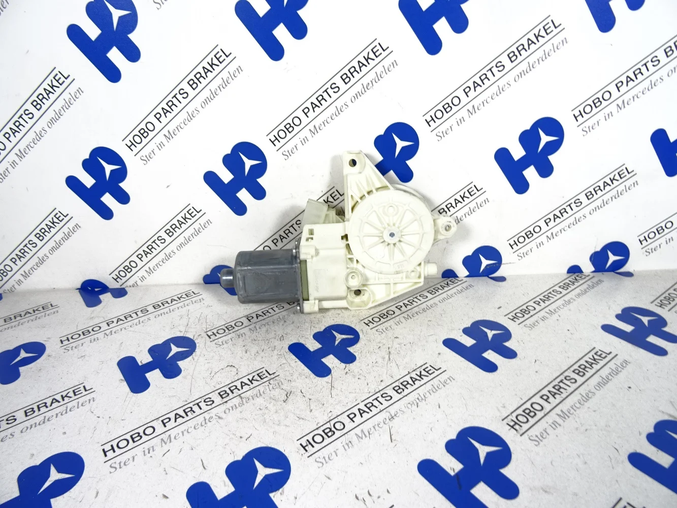 Window motor A 447 906 3500 - A4479063500 - A4479063500
