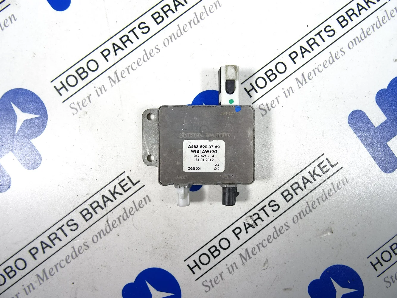 Antenna amplifier A 463 820 3789 - A4638203789 - A4638203789