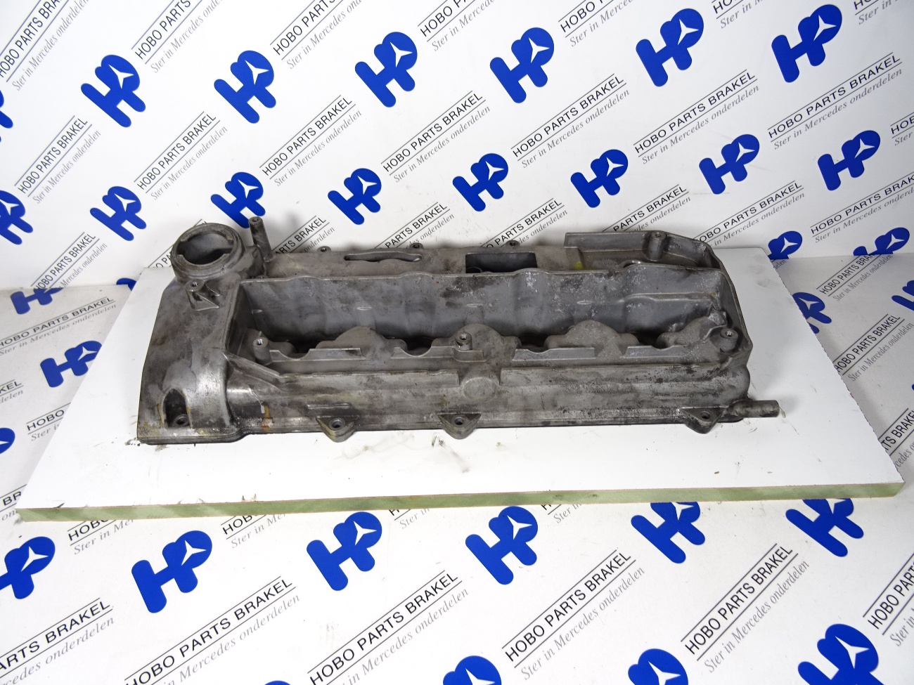 Kleppendeksel A 611 016 2405 - A6110162405 - A6110162405