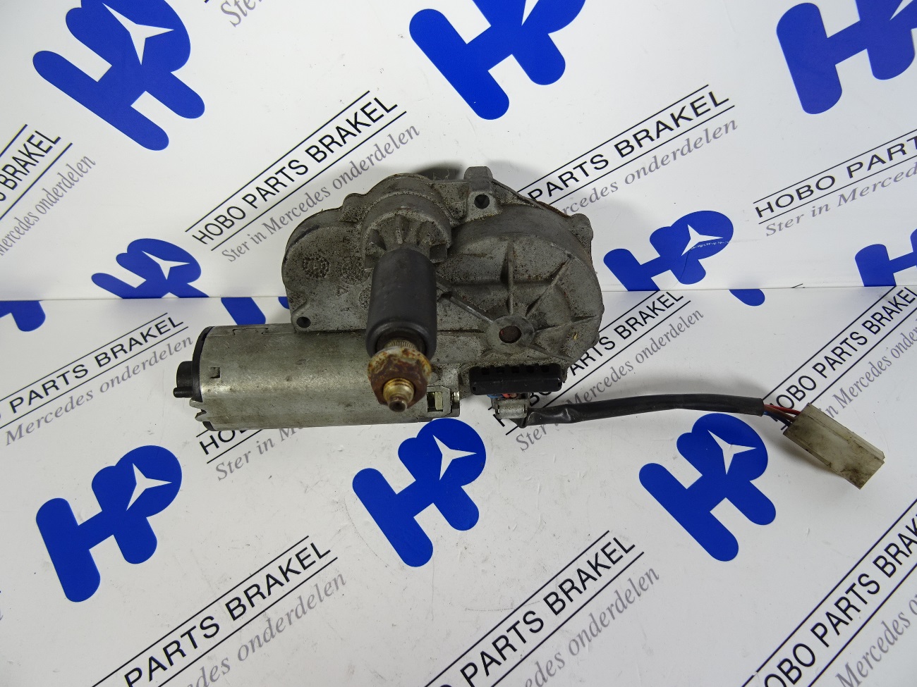 Ruitenwissermotor Achter A 638 820 0208