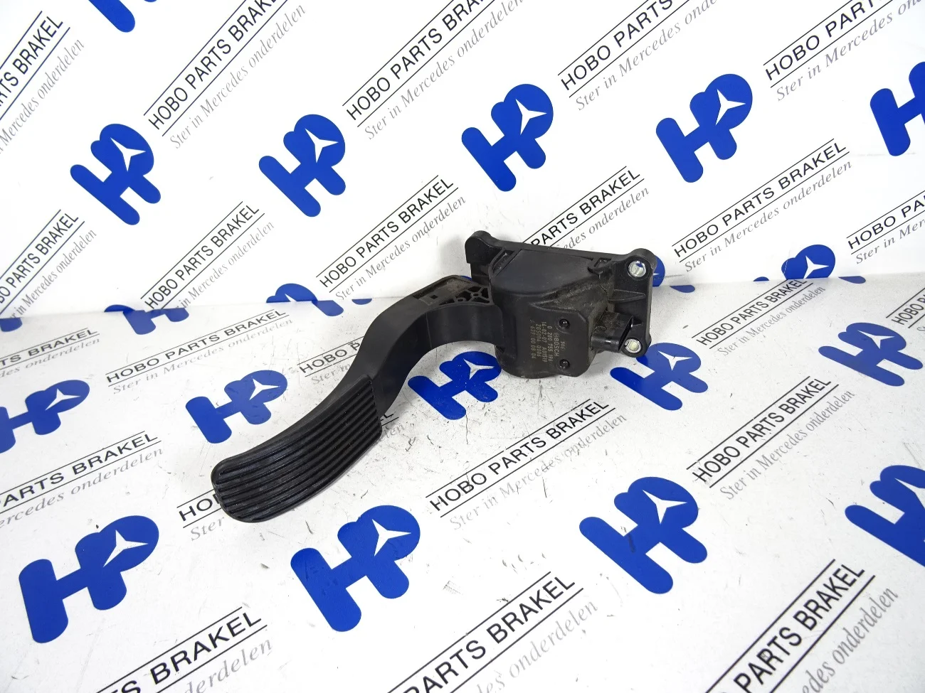 Gas pedal A 639 300 0804* - A6393000804 - A6393000804