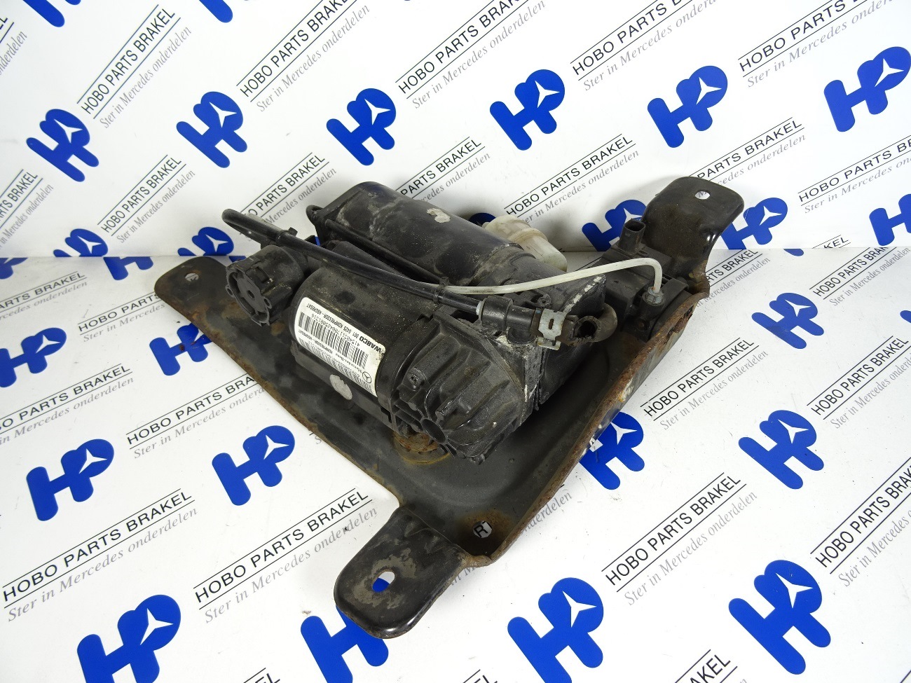 Luchtvering compressor A 639 320 0404