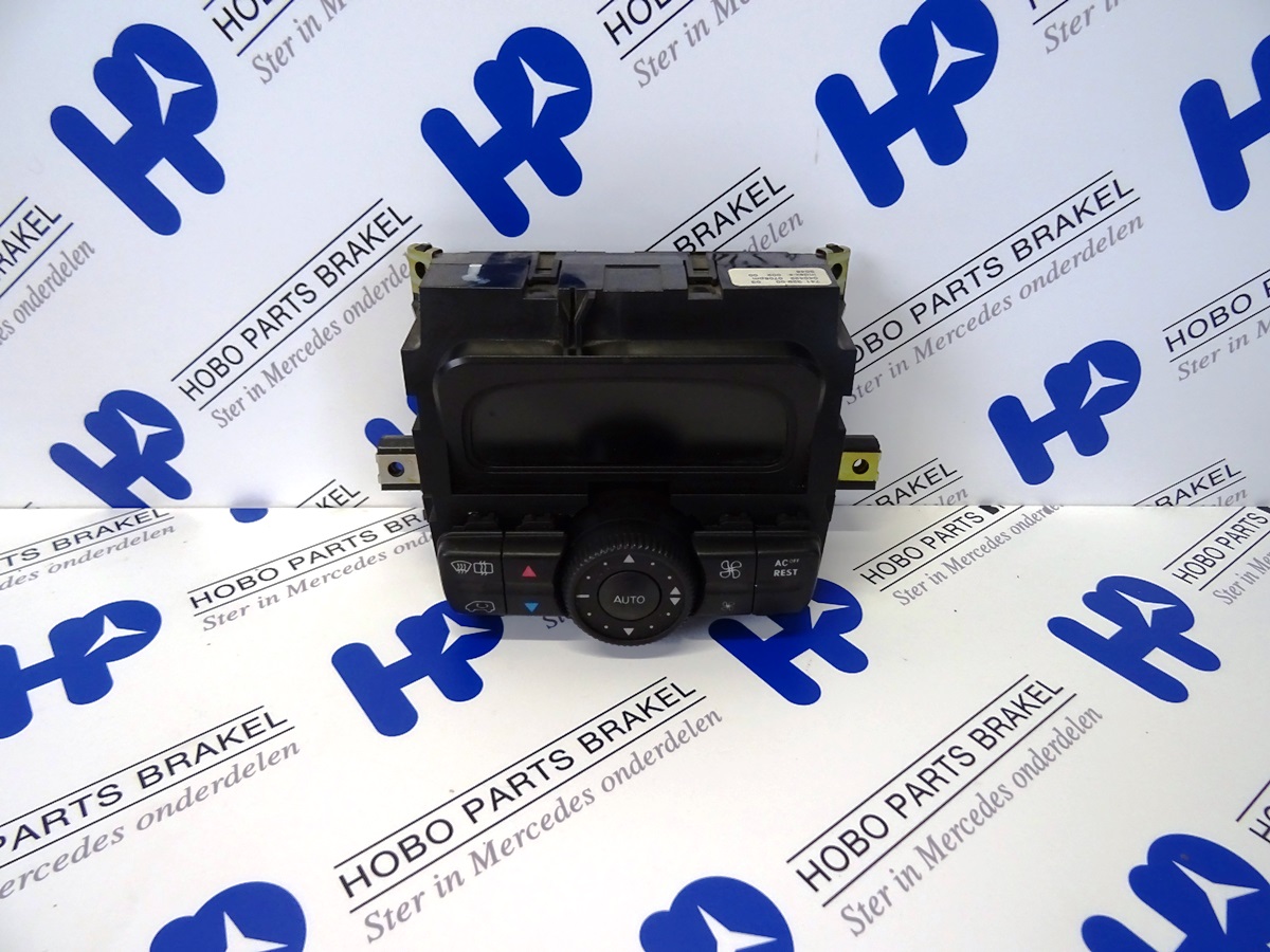 Kachelpaneel A 639 446 1528