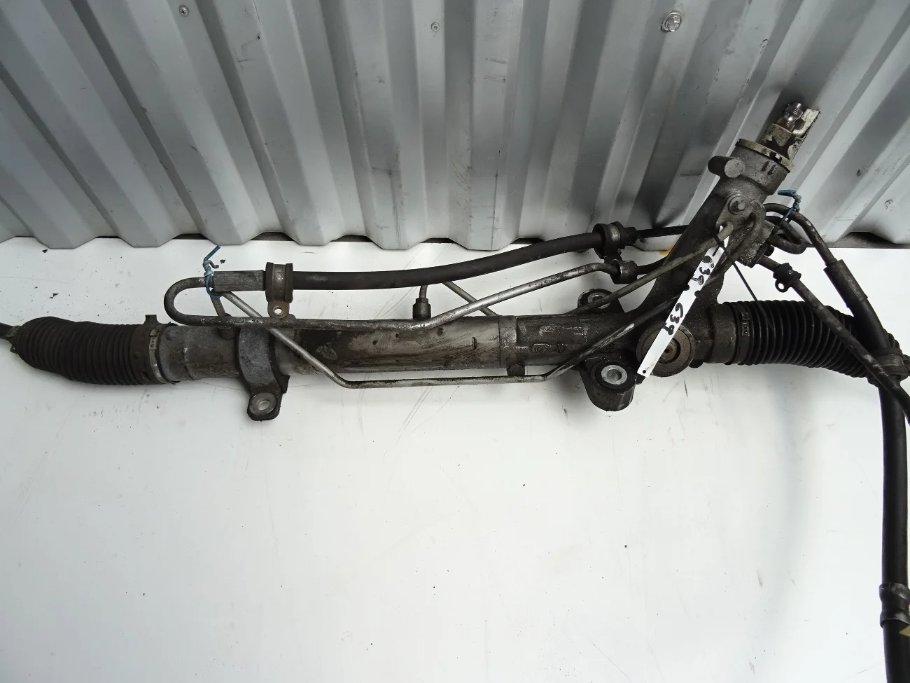Steering rack A 639 460 3300 - A6394603300 - A6394603300