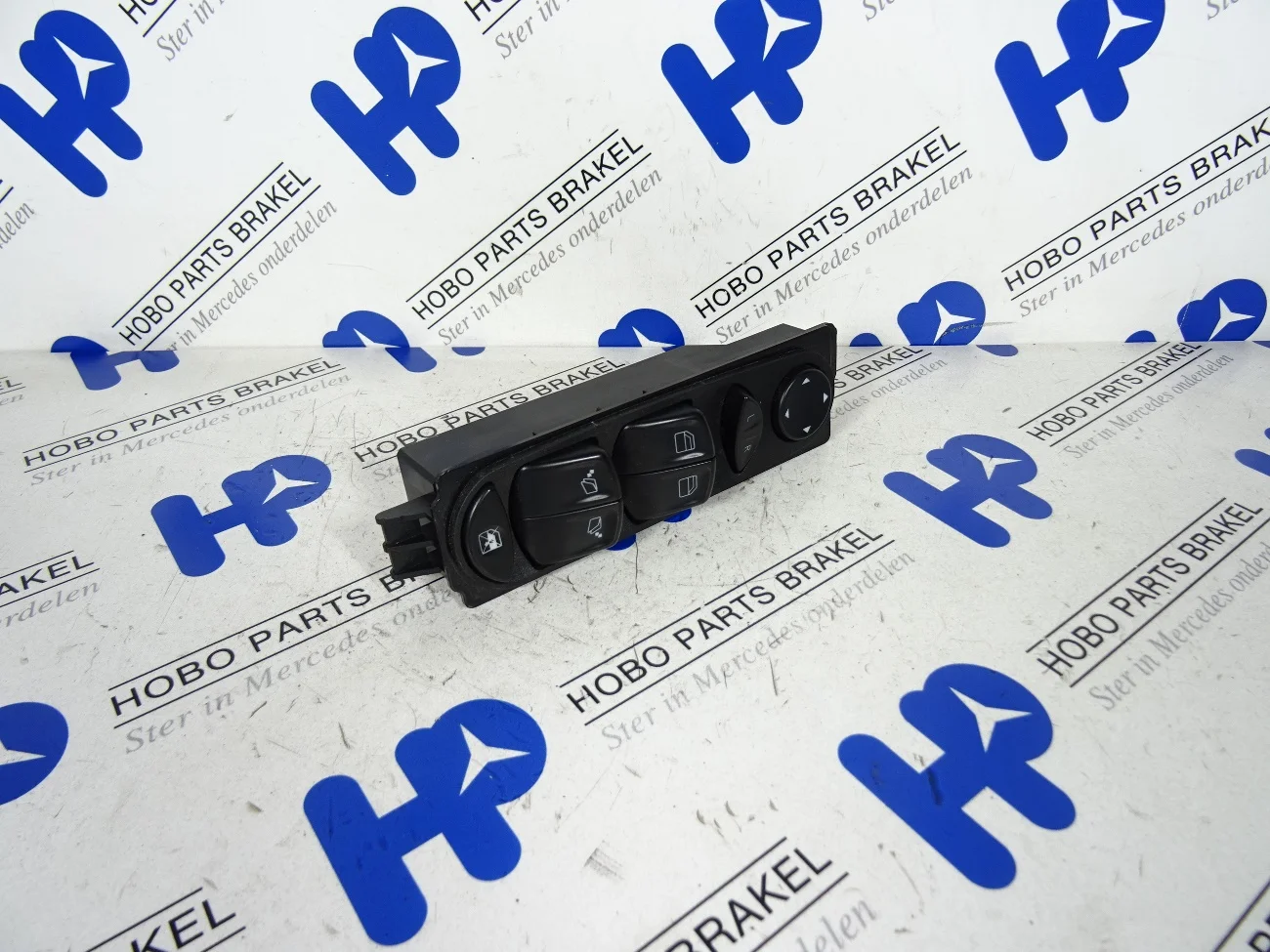 Window switch A 639 545 1213 - A6395451213 - A6395451213