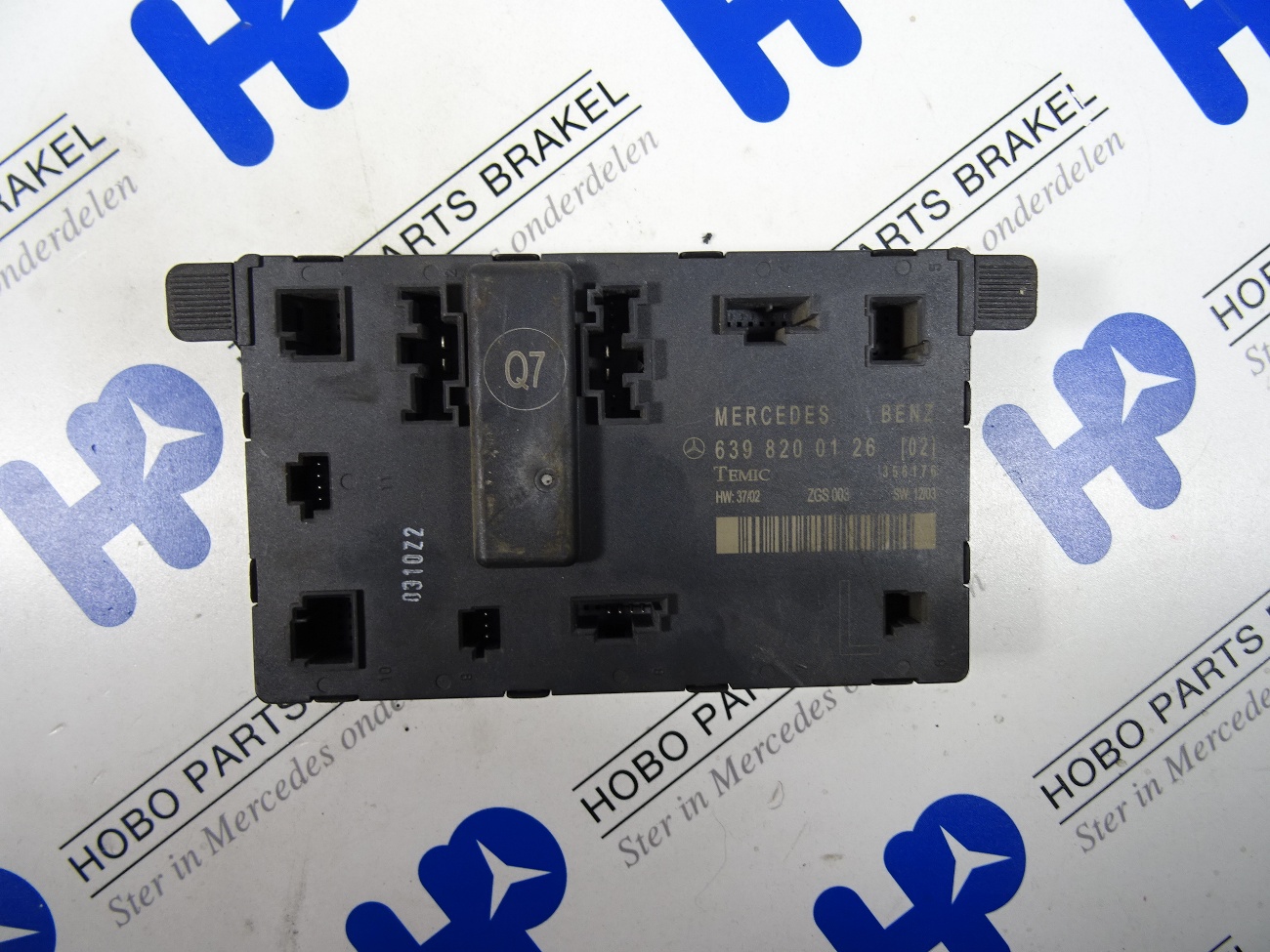 Deur module A 639 820 0126 LV