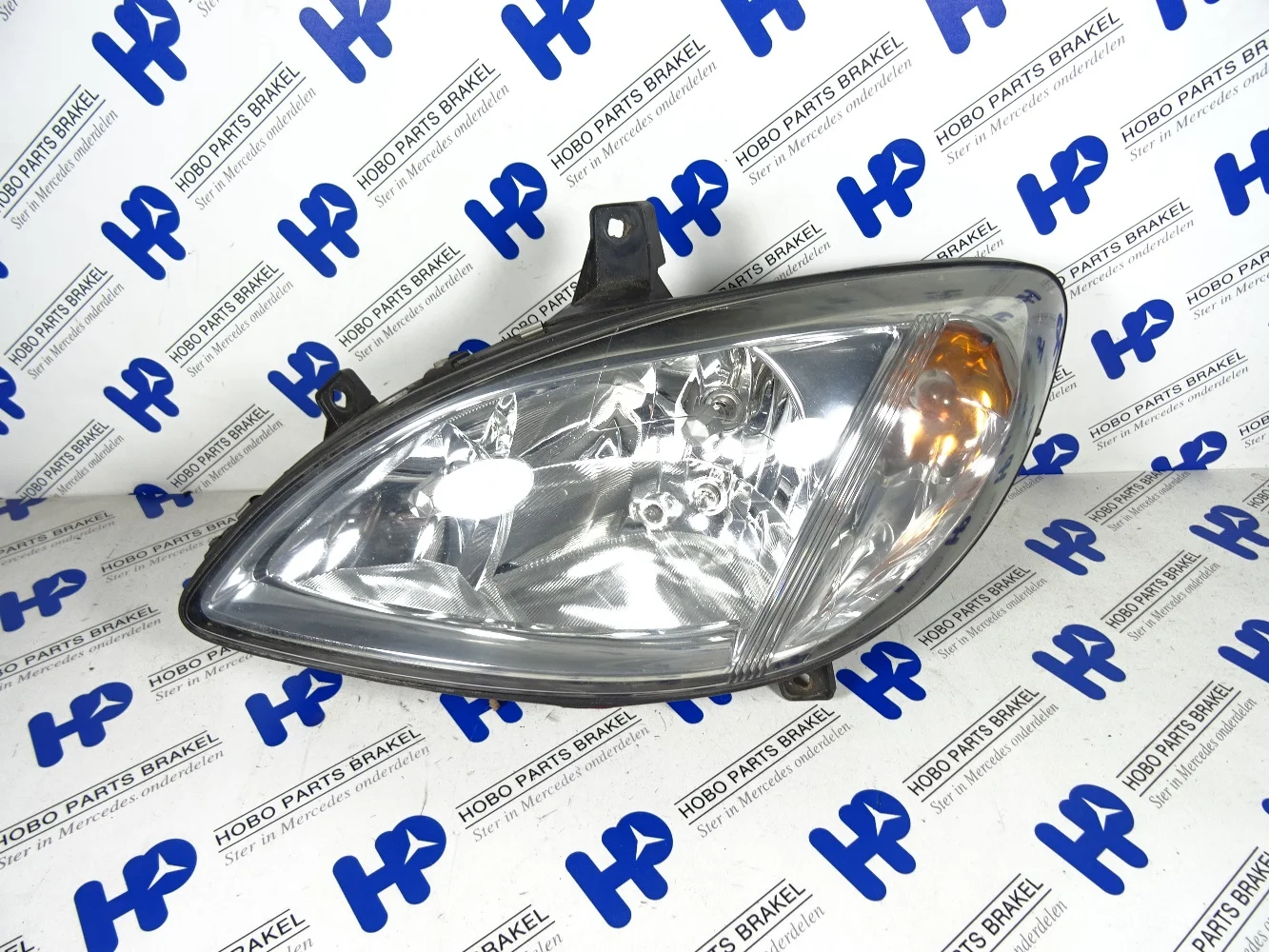 Headlight Vito w639 Left - A6398200161 - A6398200161