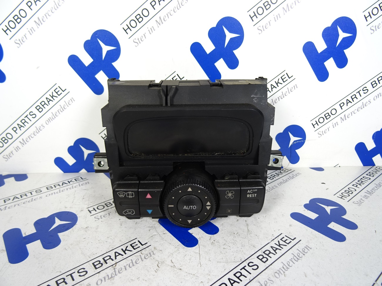 Kachelpaneel A 639 830 2185