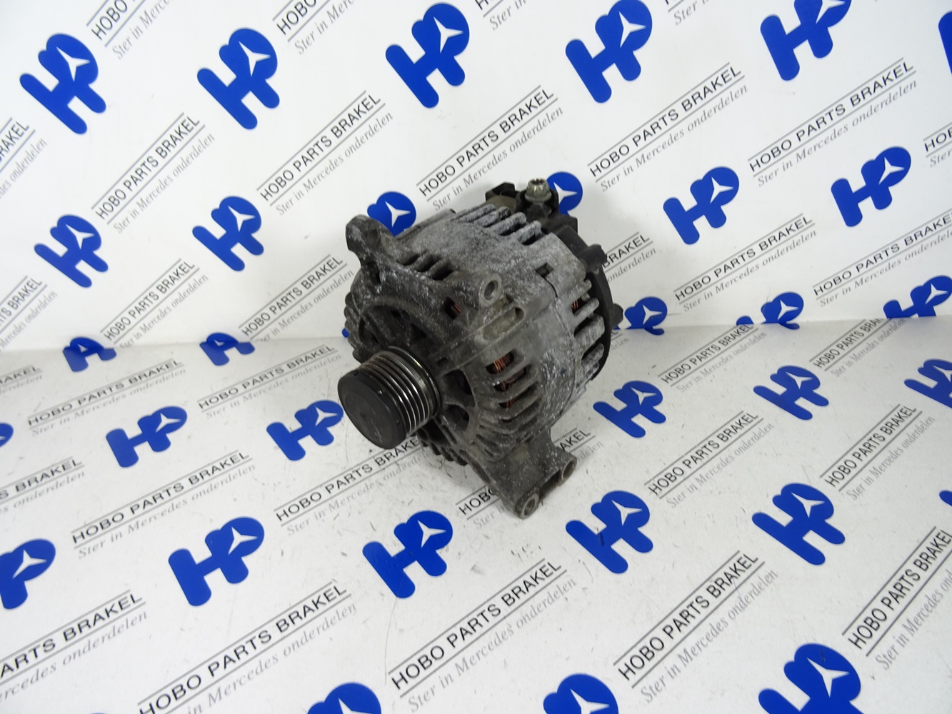 Dynamo A 640 154 0402 - 140A