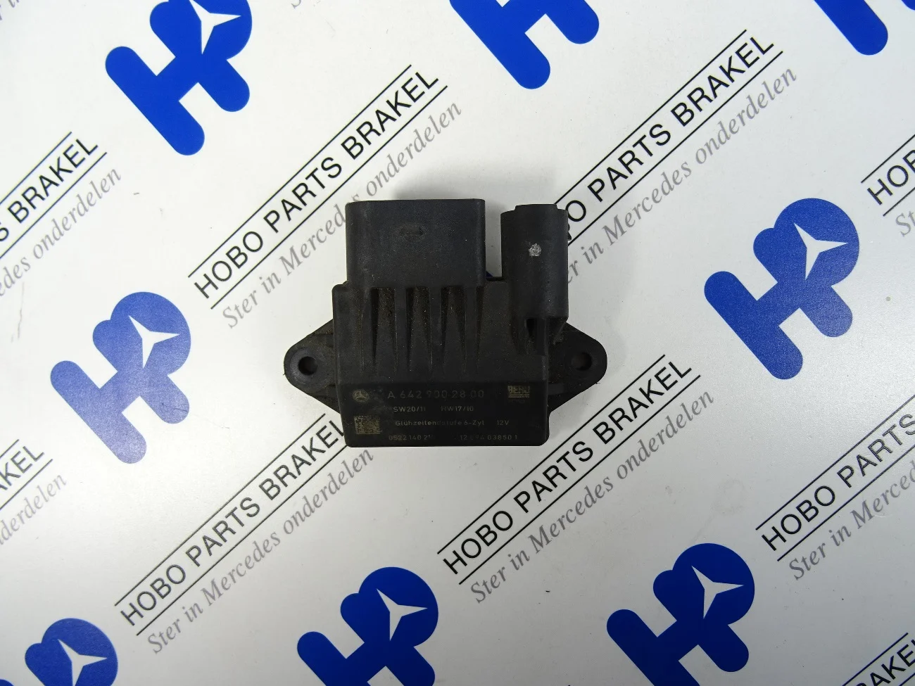 Glow plug relay A 642 900 5801 - A6429002800 - A6429005801