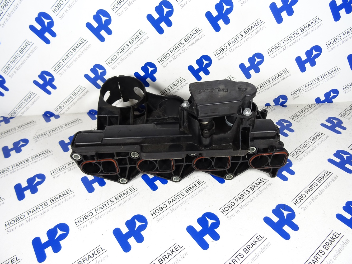 Inlaatspruitstuk A 646 090 2237