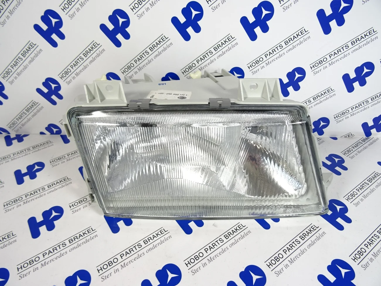 Headlight Sprinter w901 - w904 Right (New) - A9018200261h - A9018200261-N