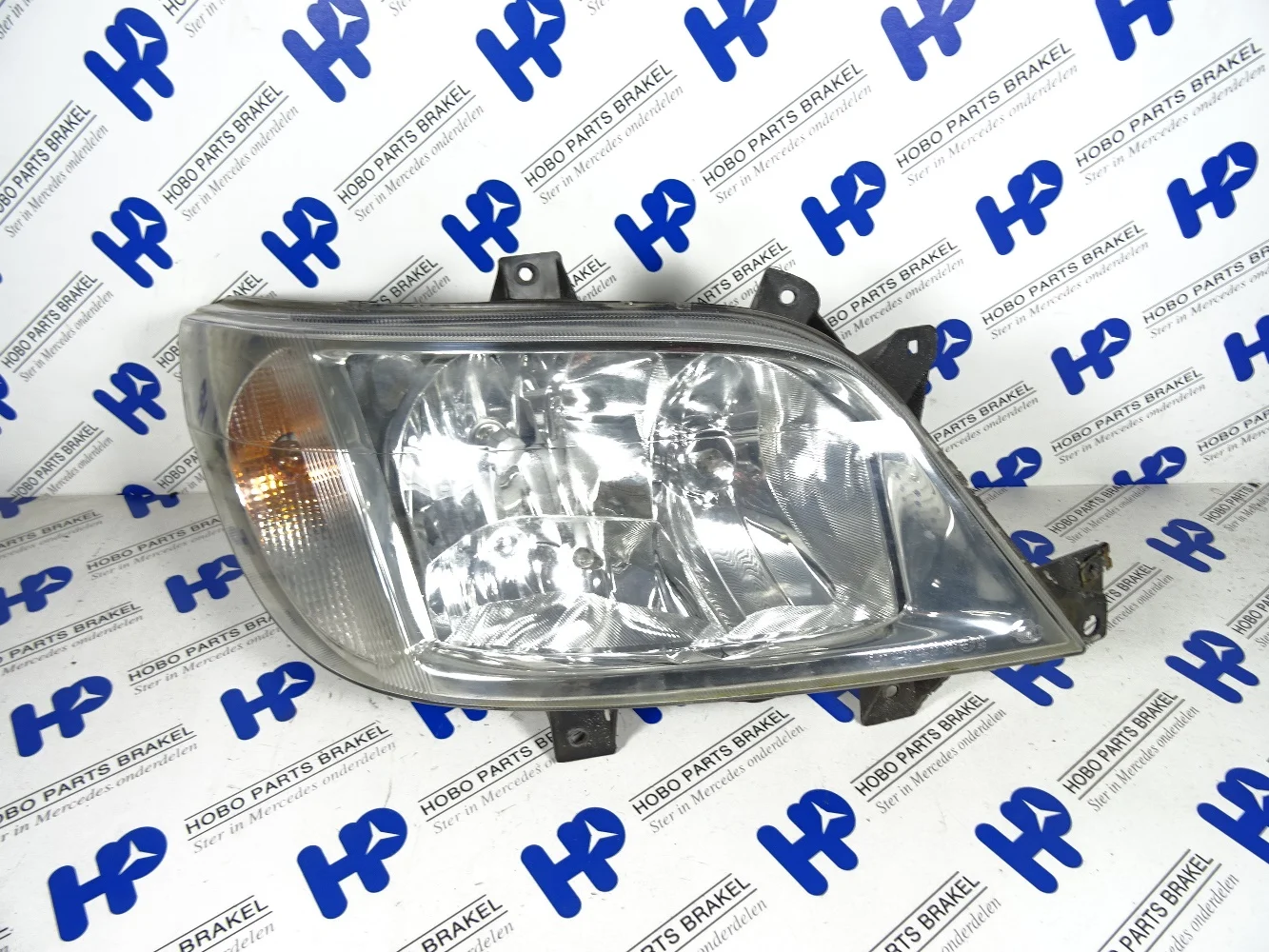 Headlight Sprinter CDI Clear glass Right - A9018202561 - A9018202561