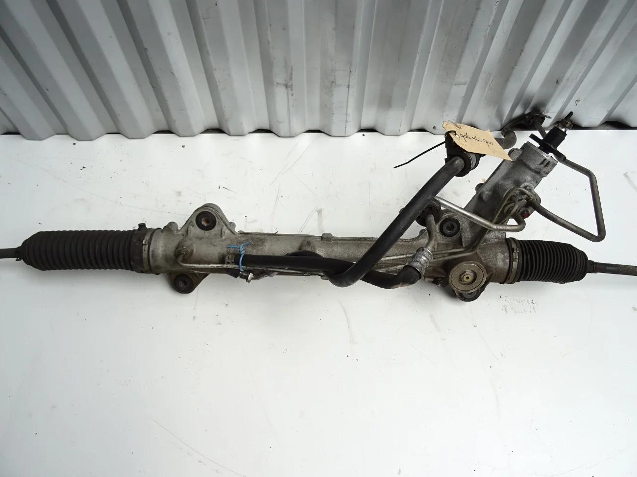Steering rack A 906 460 1700 - A9064601700 - A9064601700