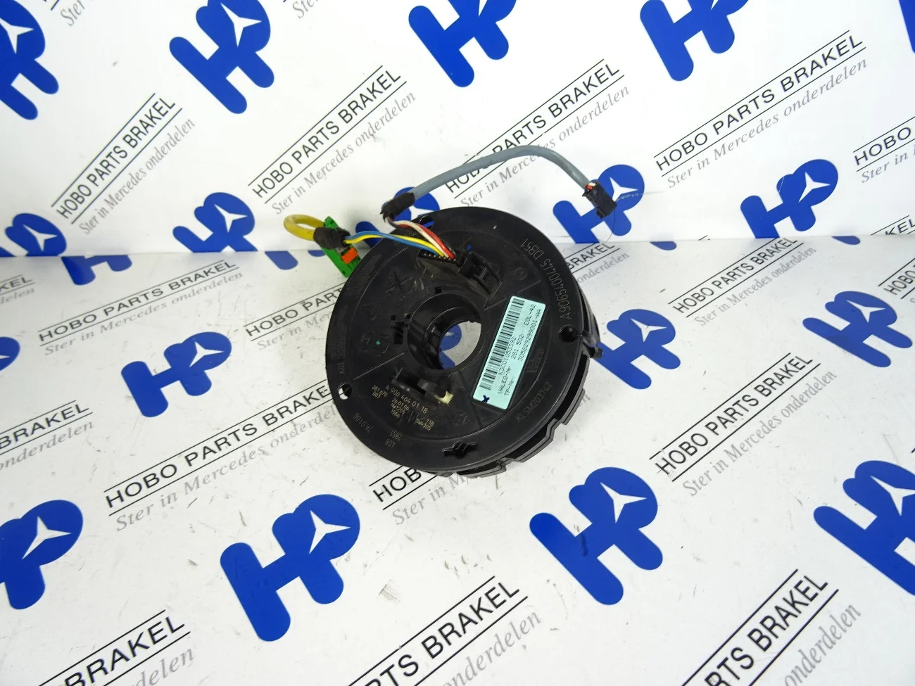 Steering angle sensor A 906 464 0118 - A9064640118 - A9064640118