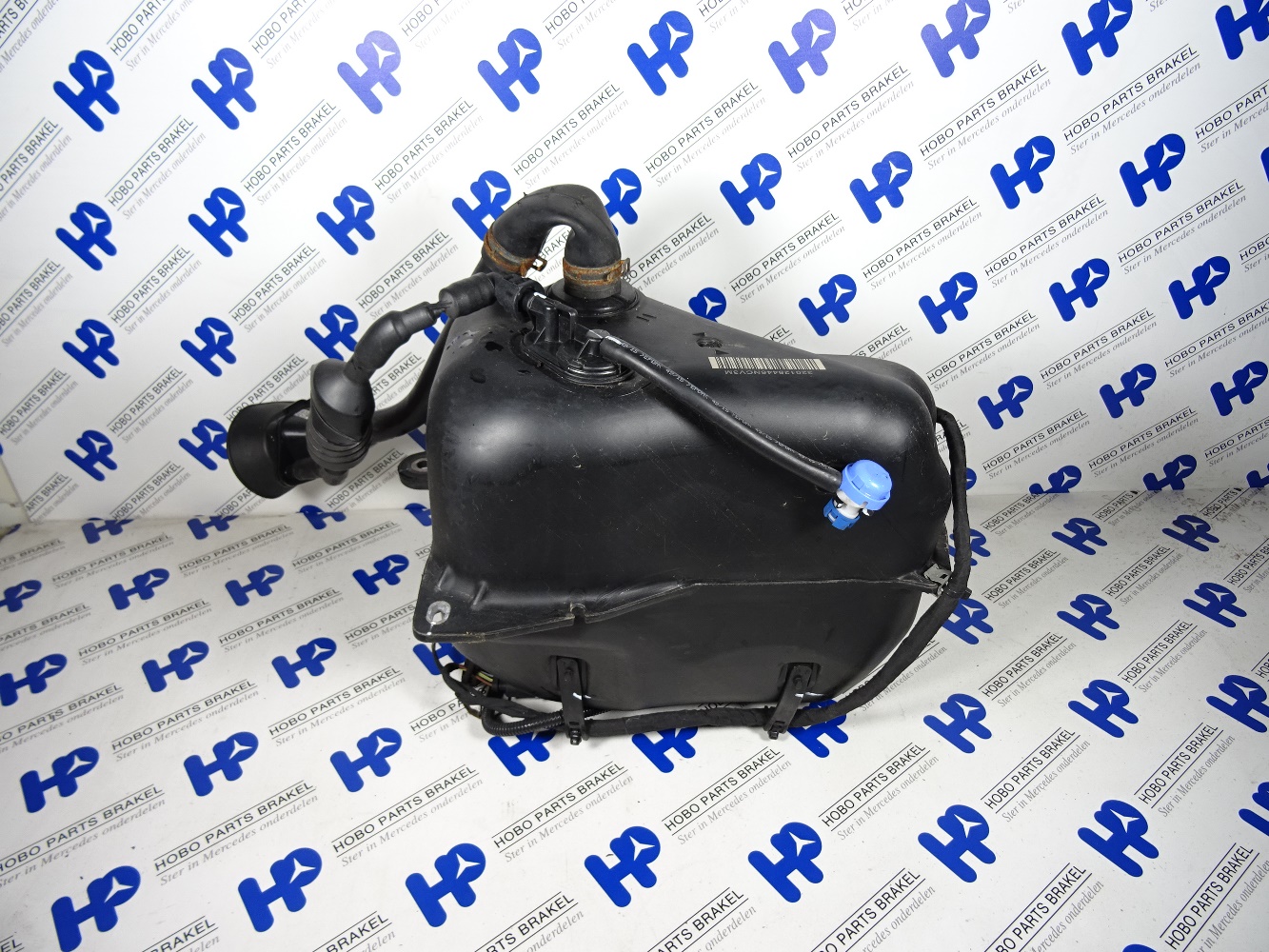 AdBlue brandstoftank A 906 470 1815 - A9064701815 - A9064701815