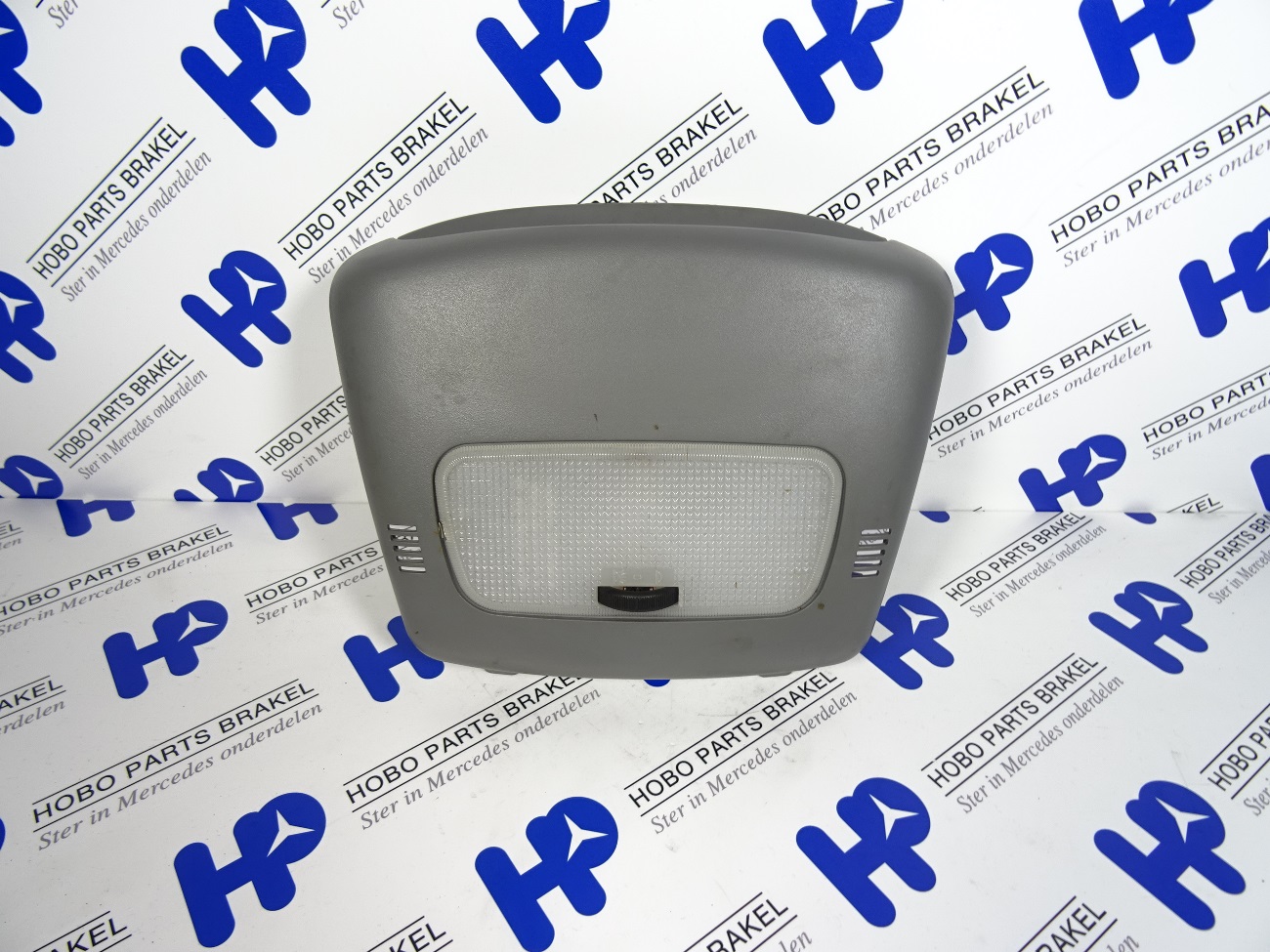Binnenverlichting A 906 695 0469