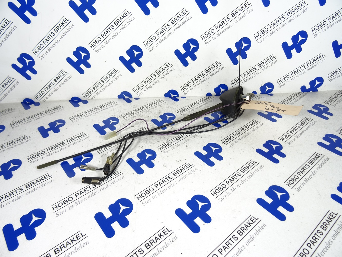 Antenne A 906 820 0175