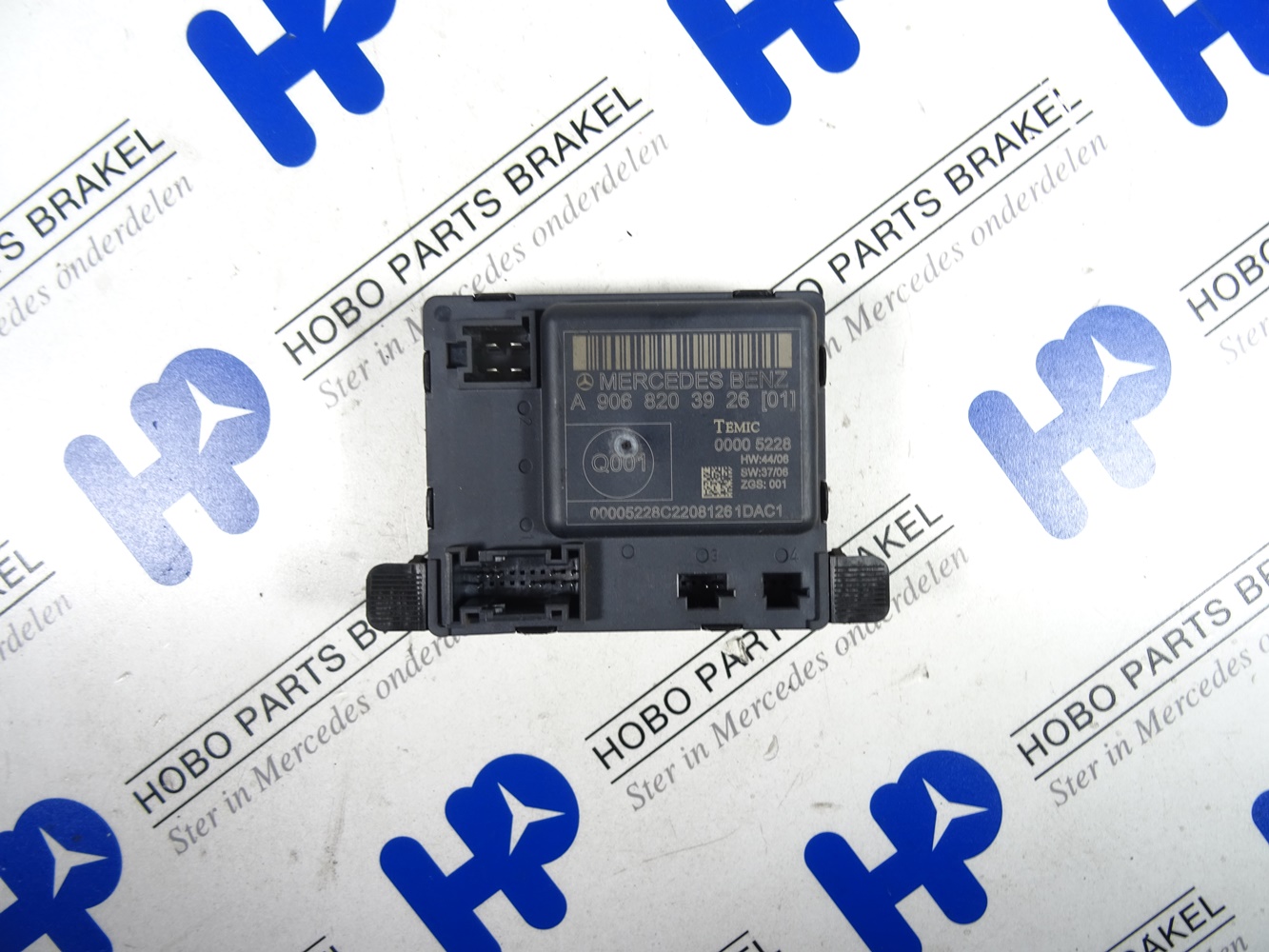 Deur module A 906 820 3926* LV/RV