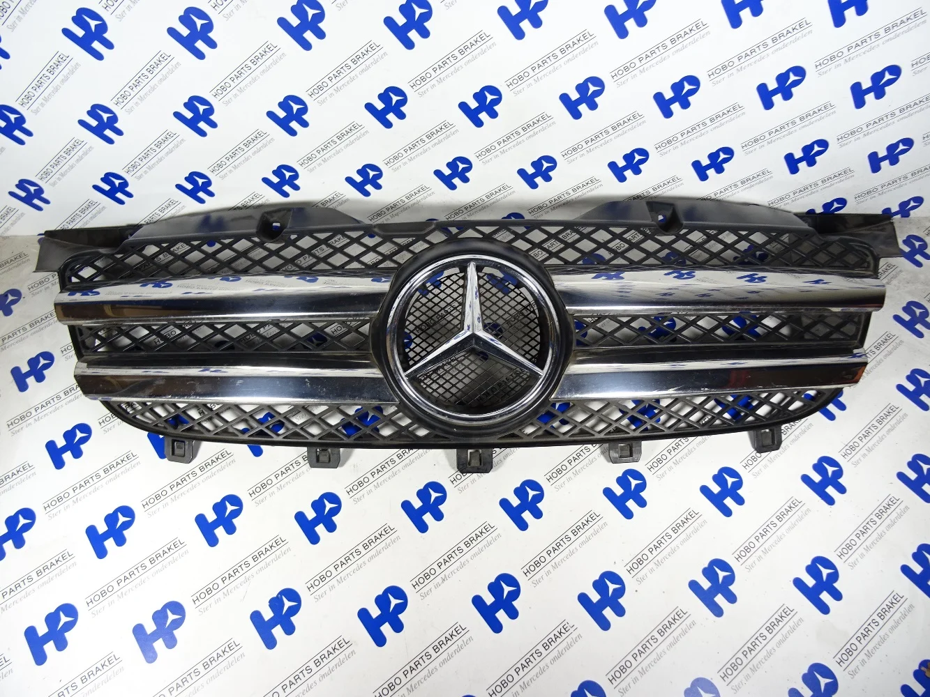 Grille Sprinter w906 Chrome - A9068800285 - A9068800285
