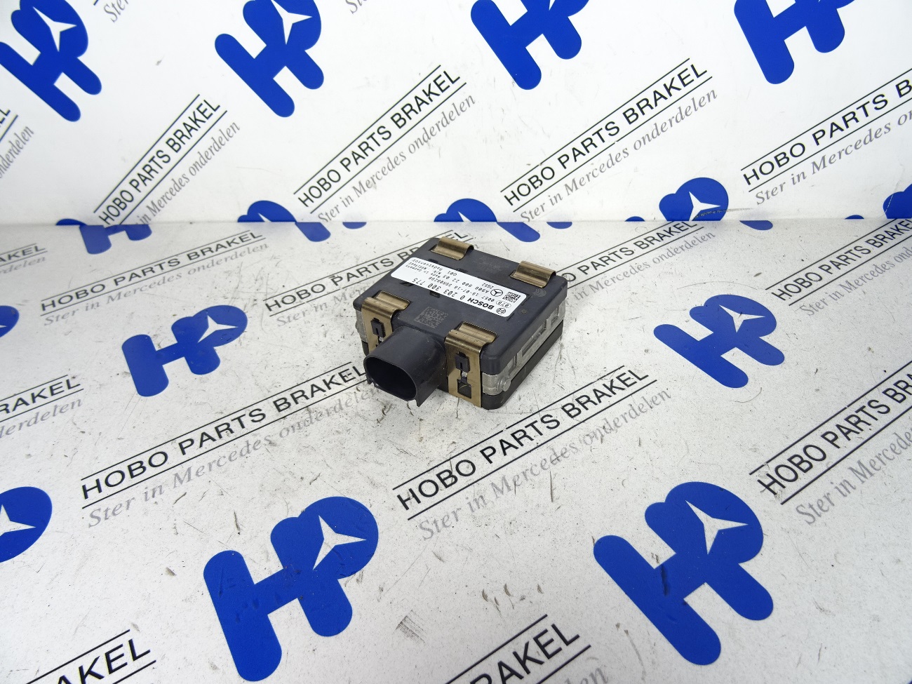 Radar sensor A 906 900 2203 - A9069002203 - A9069002203