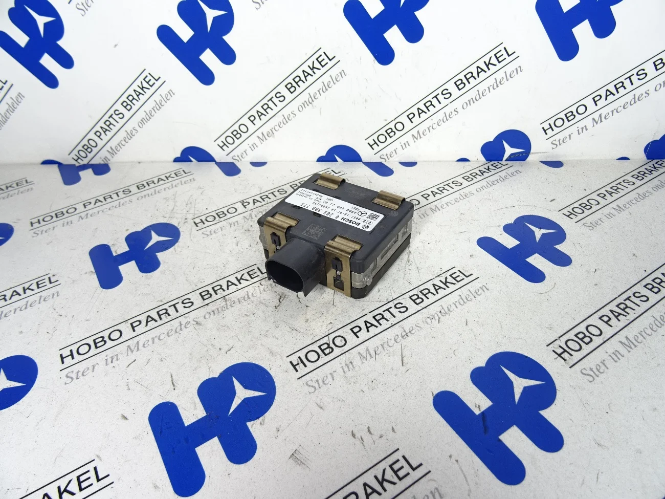 Radar sensor A 906 900 2203 - A9069002203 - A9069002203