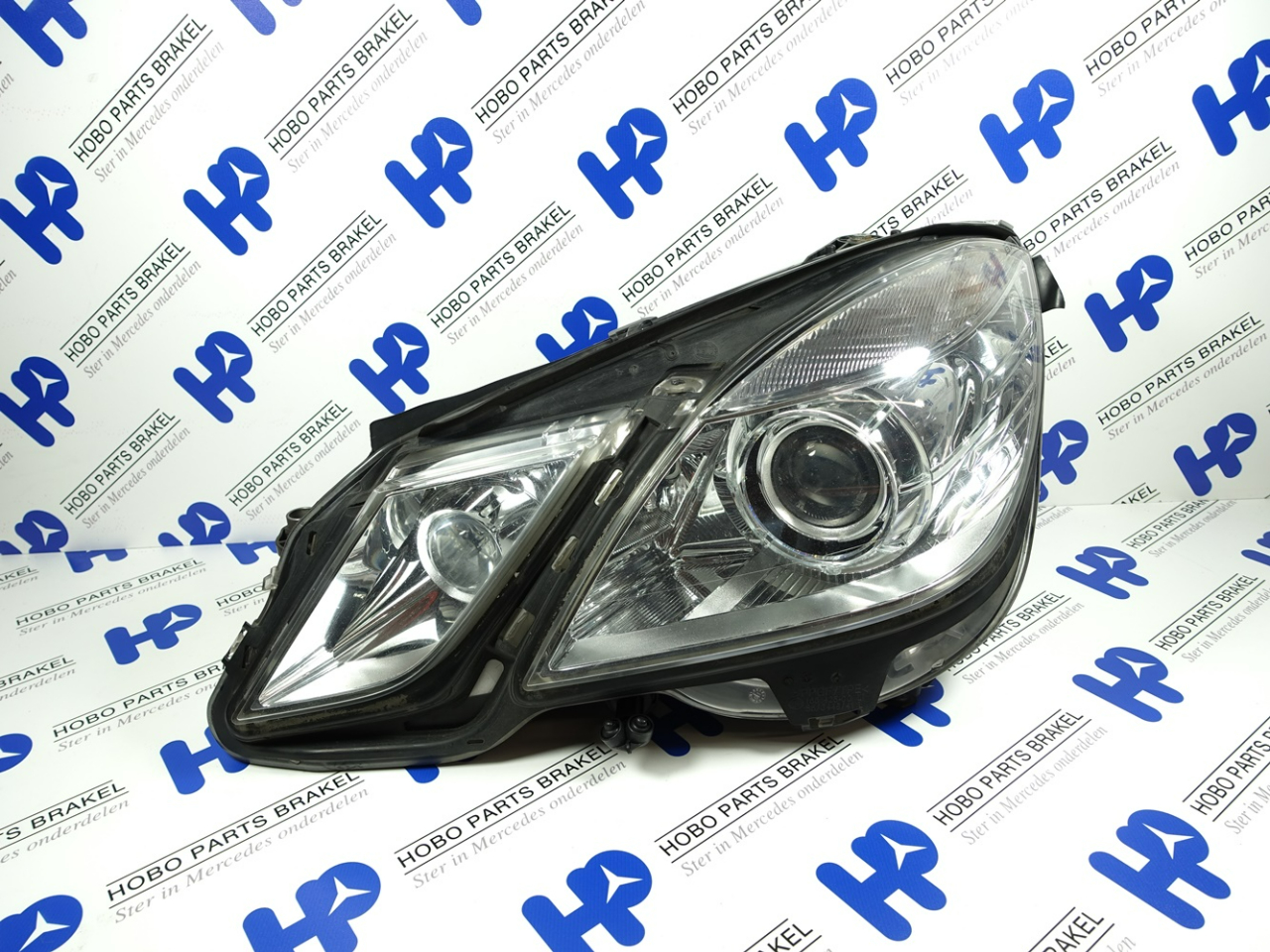 Koplamp E-klasse w212 Xenon Links