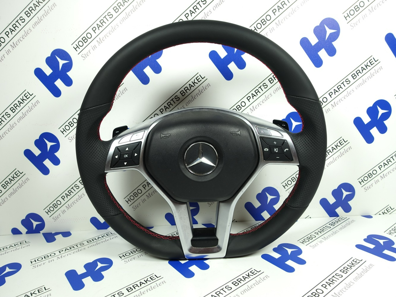 Stuurwiel C-klasse w204 / E-klasse w212 AMG nieuw bekleed +airbag