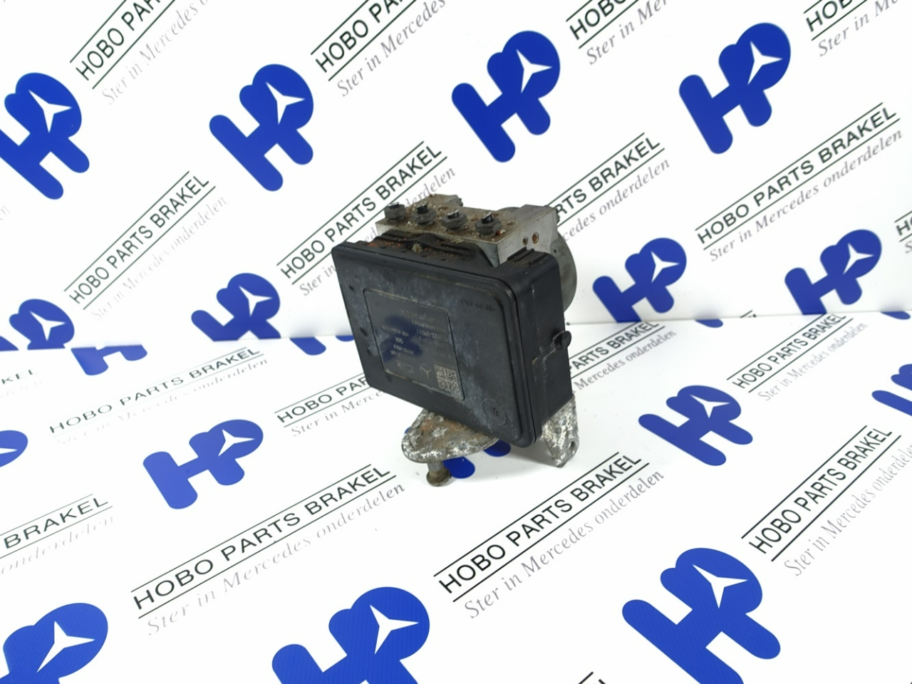 ABS pomp A 205 431 3612