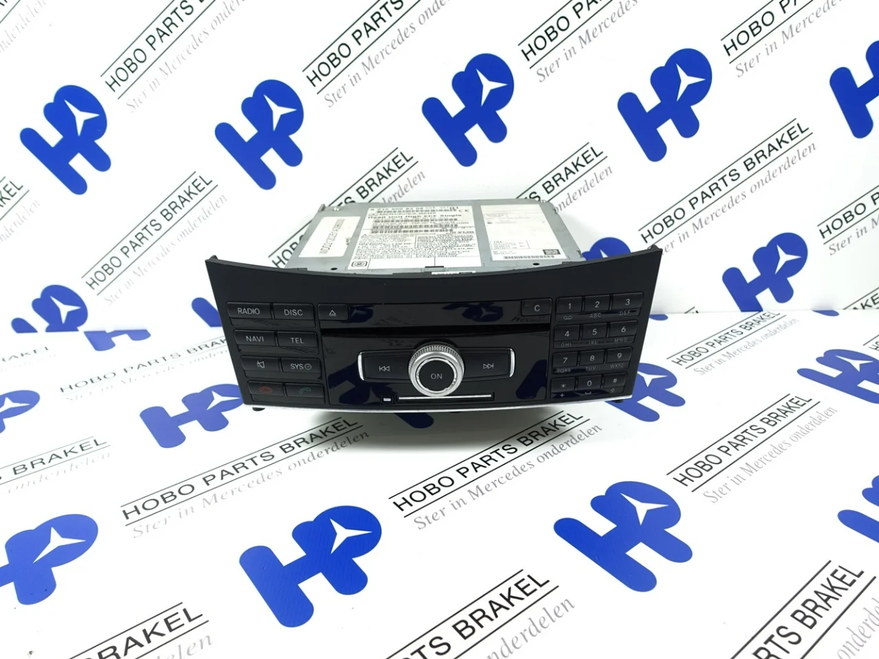 Radio CD player A 212 900 8309 - Article 13769 1 - A2129008309