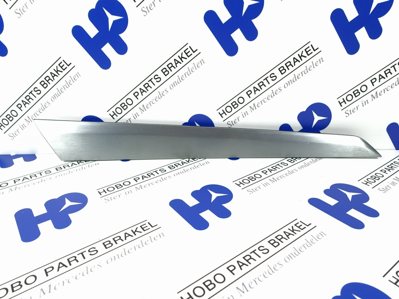 Deurpaneel sierlijst A 204 730 0322 LA