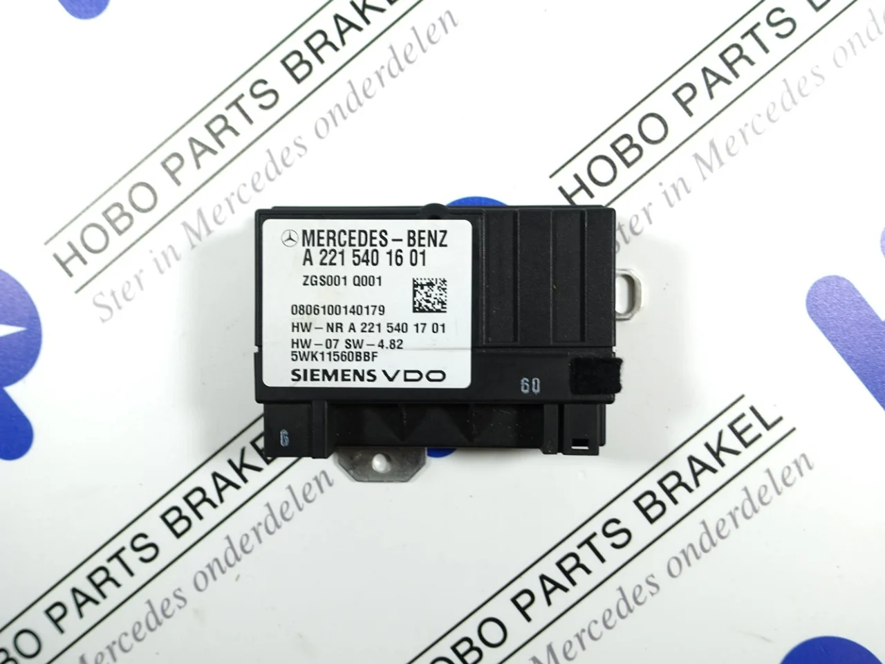 Brandstofpomp module A 221 540 1601
