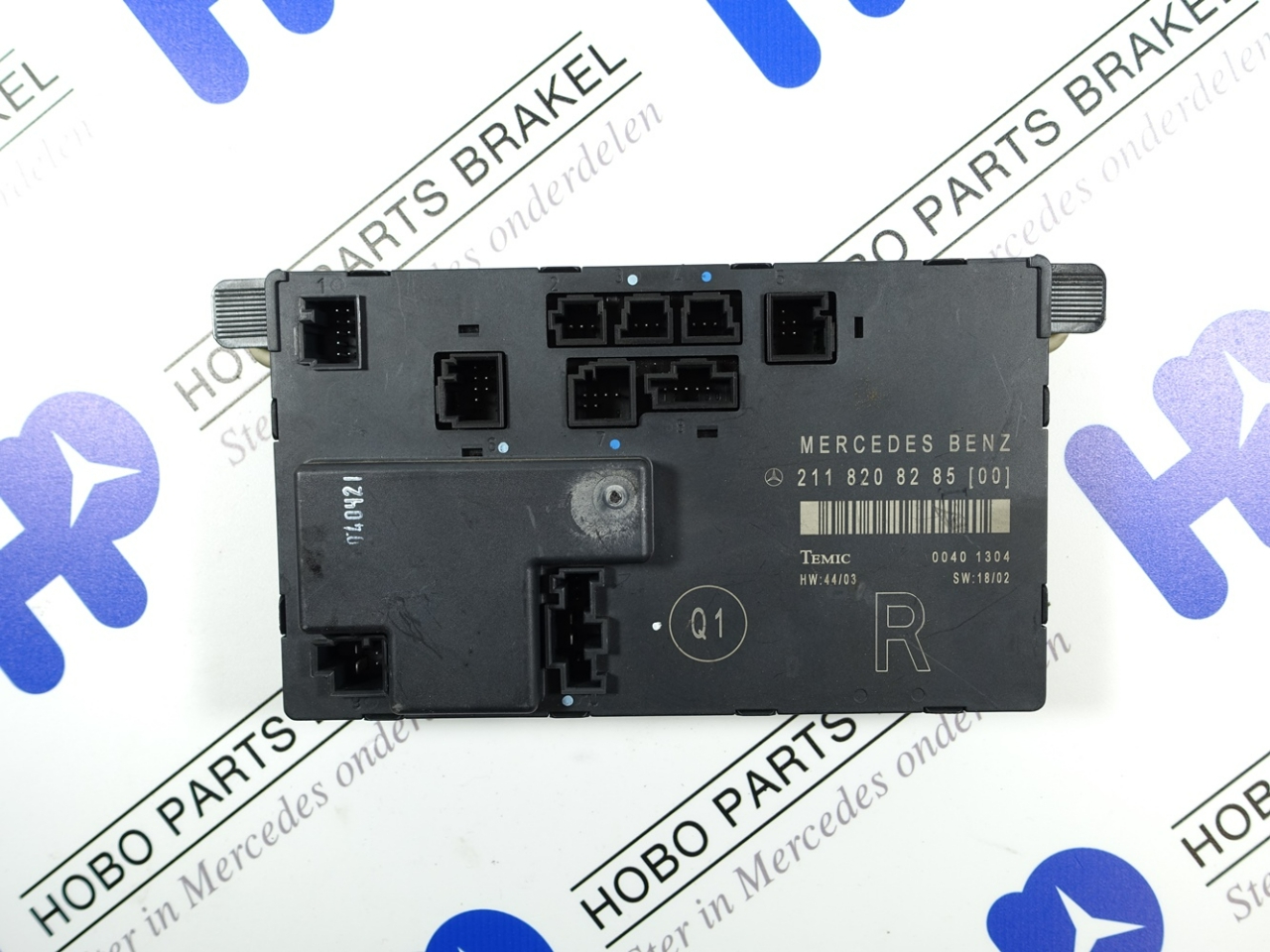 Deur module A 211 820 8285 RV