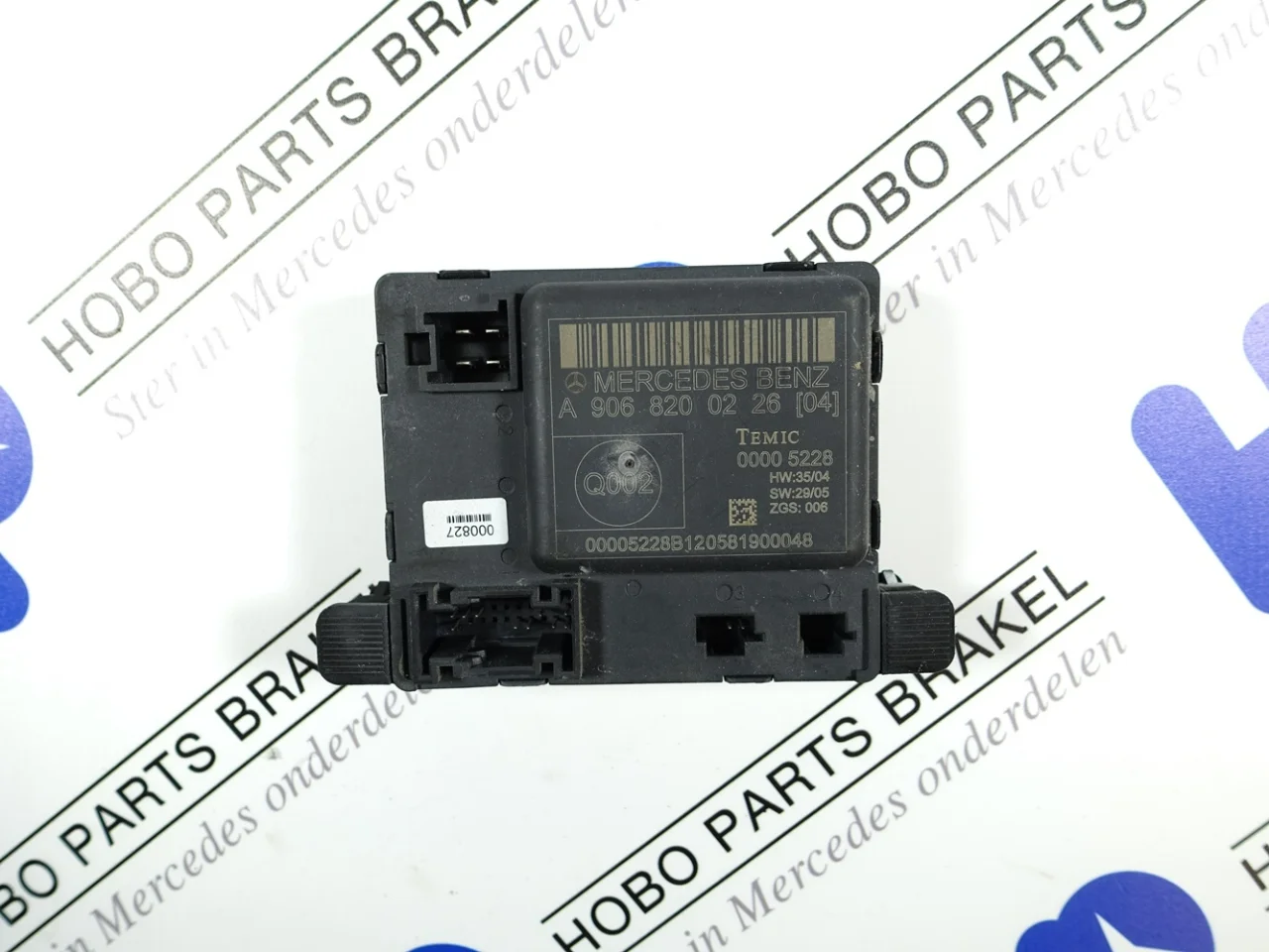Deur module A 906 820 0226 LV/RV - Article 13991 1 - A9068200226