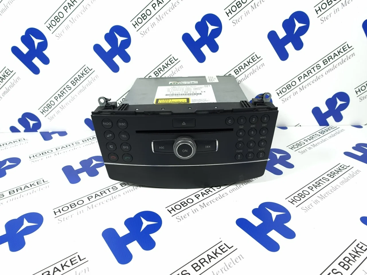 Radio CD player A 204 870 4490 - Article 14037 1 - A2048704490