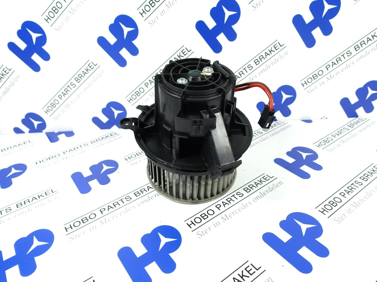 Kachelmotor A 204 820 0208 - Article 14057 1 - A2048200208