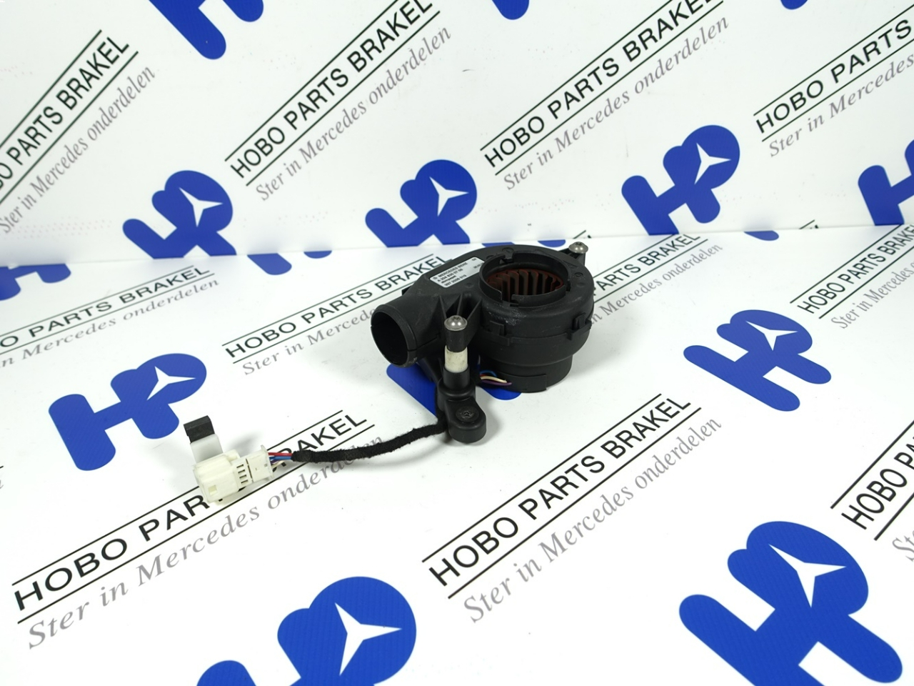 Ventilator A 204 830 0708