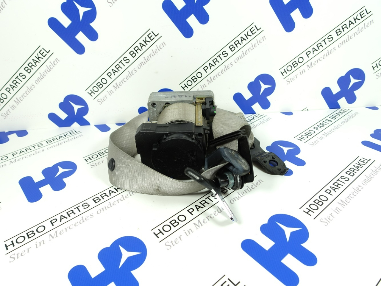 Gordel A 203 860 6685 RV grijs
