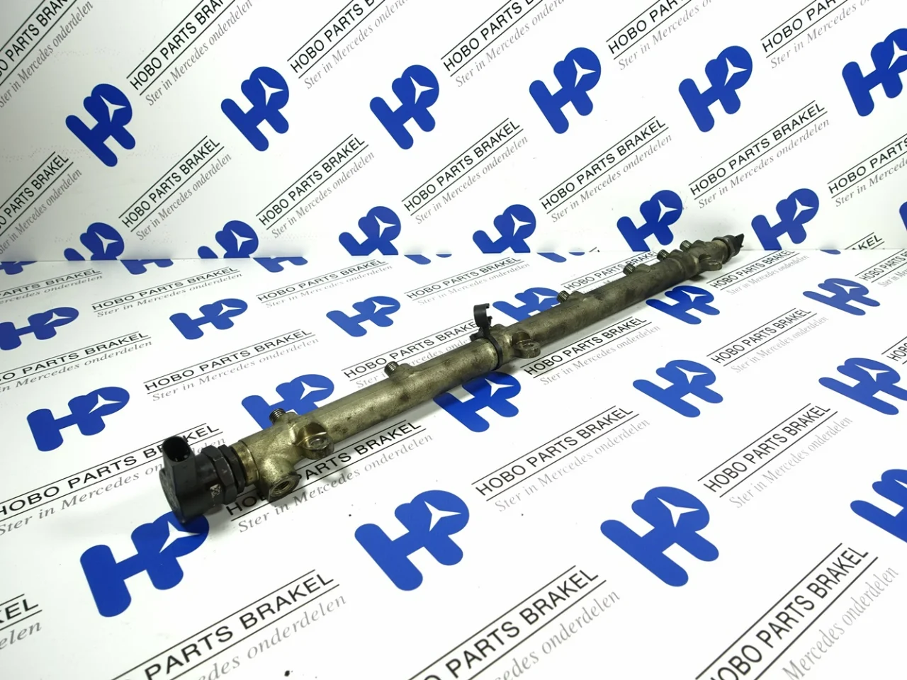 Common rail A 613 070 0195 (!) - Article 14517 1 - A6130700195-1