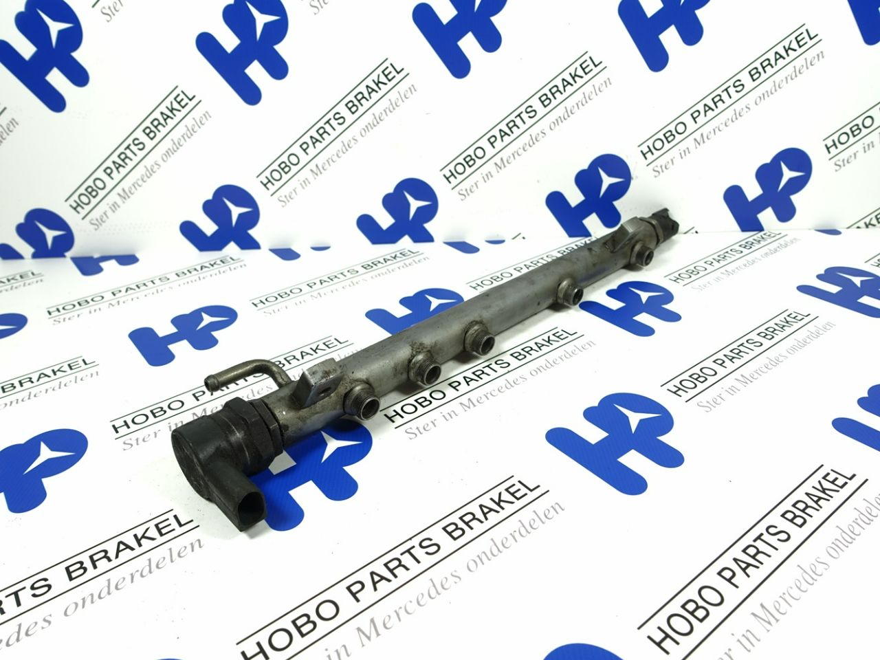 Common rail A 640 070 1295 (!) - Article 14520 1 - A6400701295-1