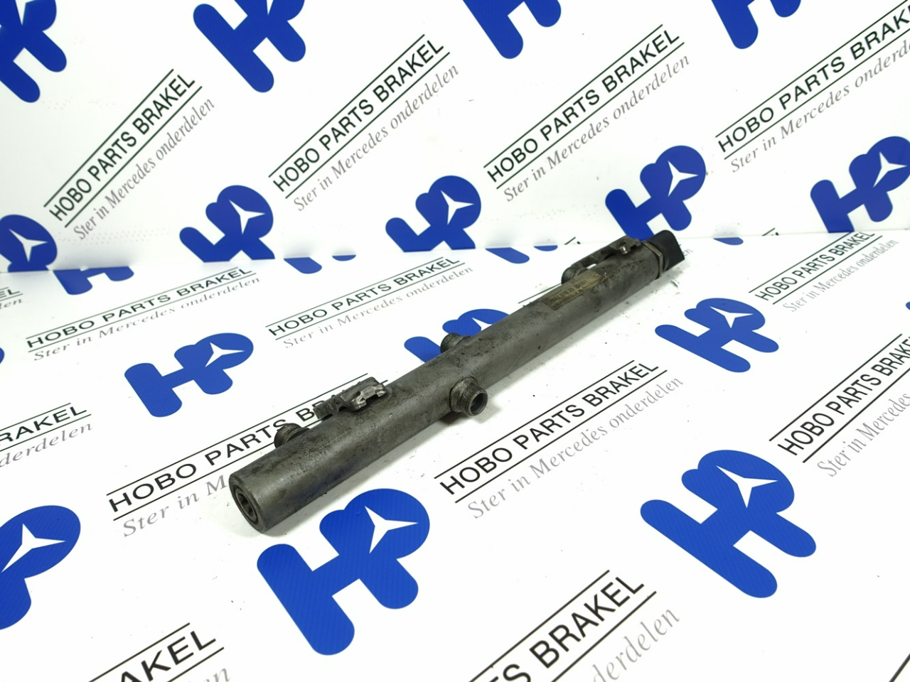 Common rail A 642 070 2695 - Article 14526 1 - A6420702695