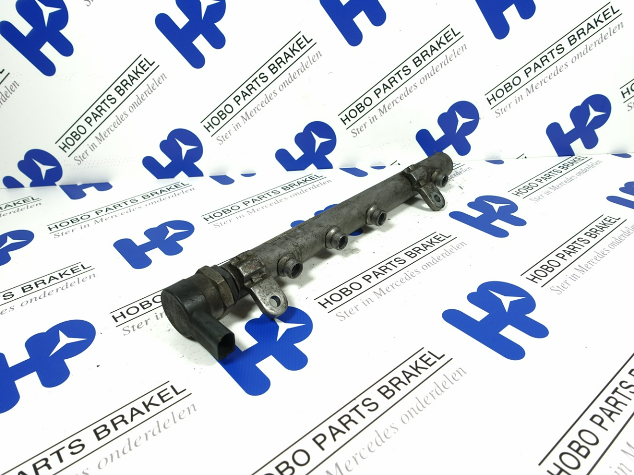 Common rail A 642 070 0495 - Article 14528 1 - A6420700495