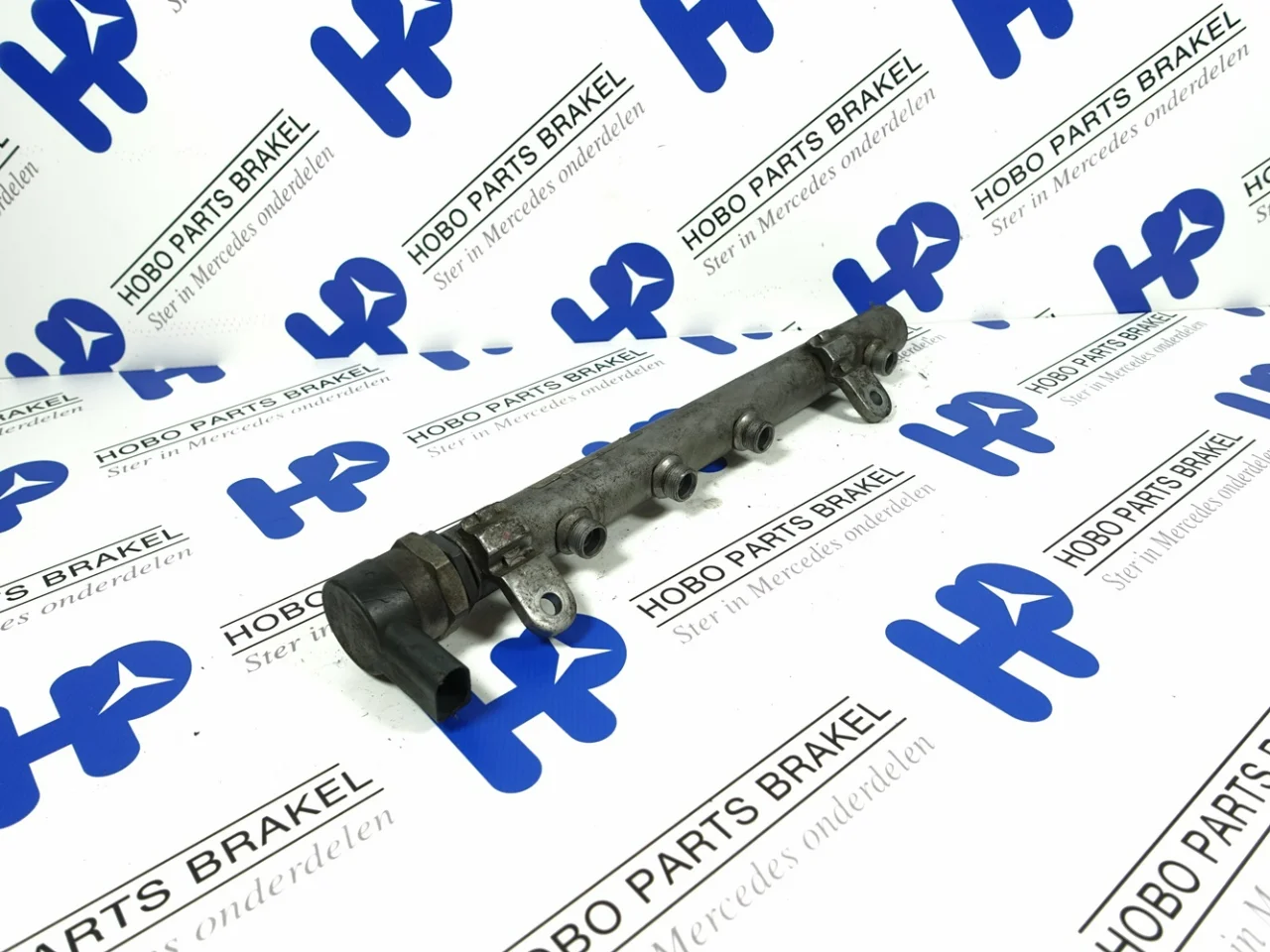 Common rail A 642 070 0495 - Article 14528 1 - A6420700495